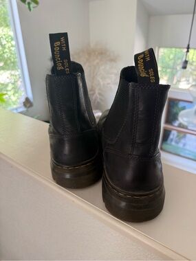 Dr. Martens Black Interior Label Beanie